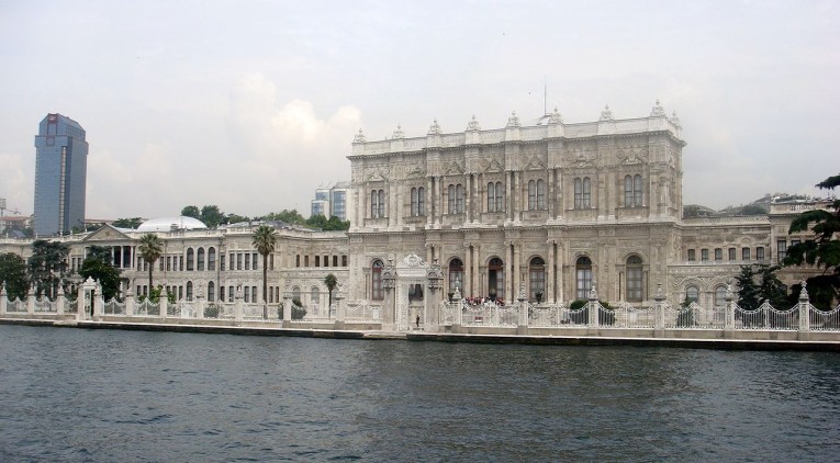 قصر آينالي كواك